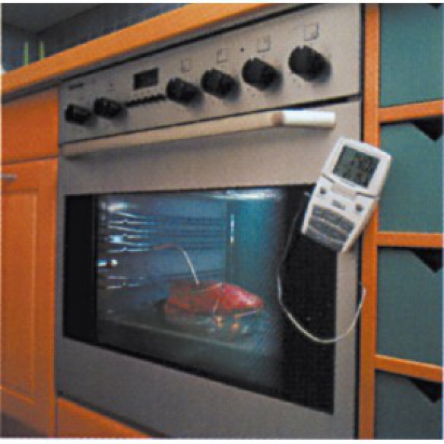 Oven thermometer with pointed probe