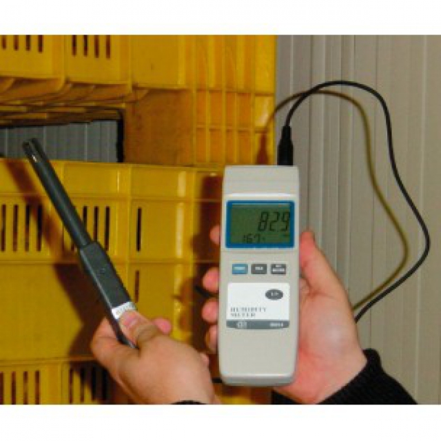 Portable digital thermo-hygrometer